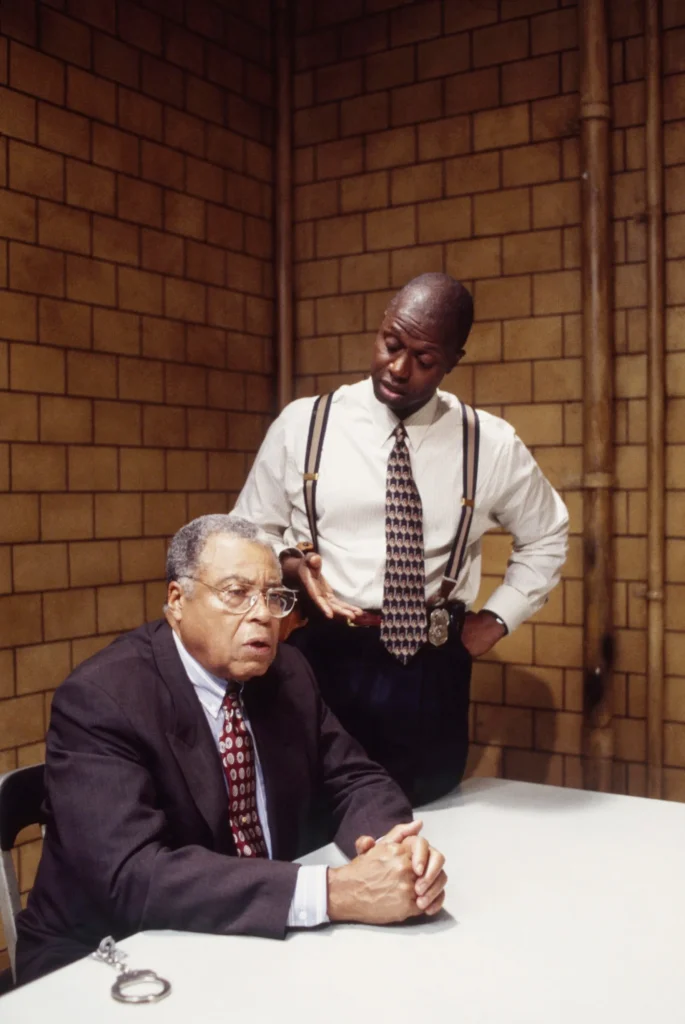 James Earl Jones and André Braugher in ‘Homicide: Life in the Street’
Michael Ginsburg / TV Guide / NBC / courtesy Everett Collection